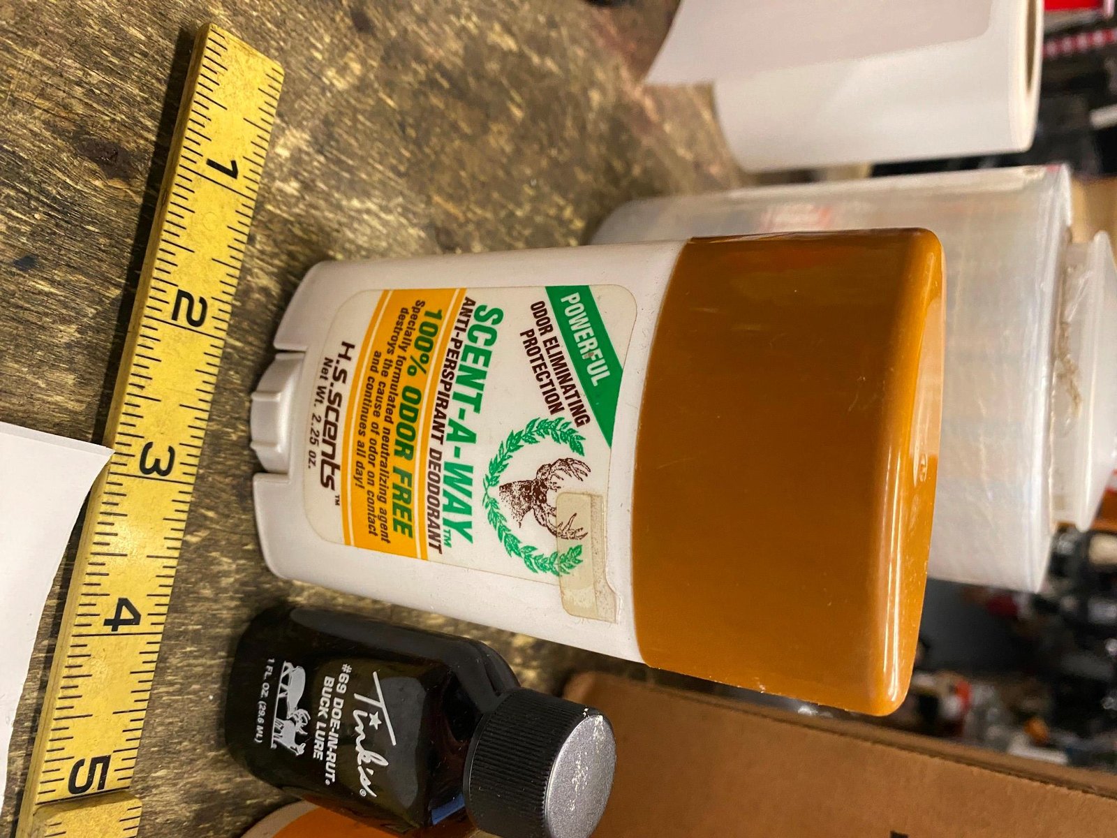 img3001_0b6eda98-c1b7-4a99-9e30-d77e70790b8a.jpg Scent Killer Away Bens Deer urine Hunting sporting goods archery hunter LOT