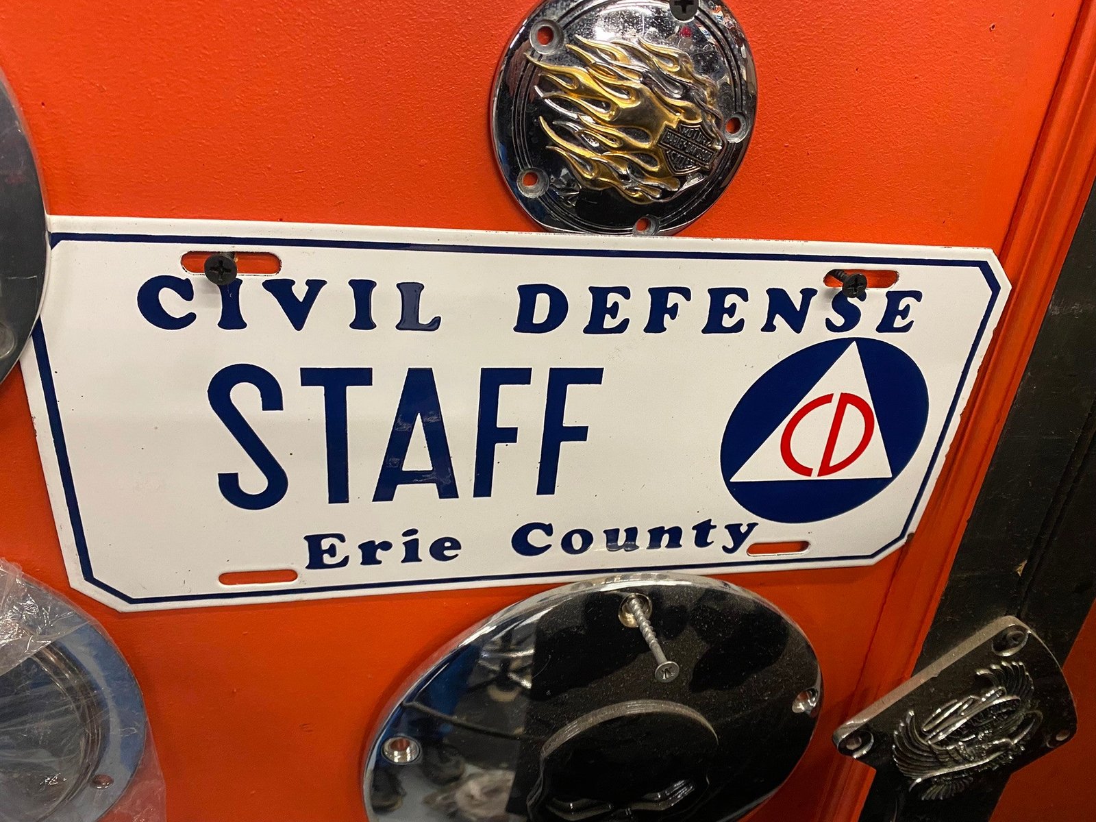 img3248.jpg Vtg NOS Porcelain Plate Auto Truck Erie county License 1950's Civil Defense Sign