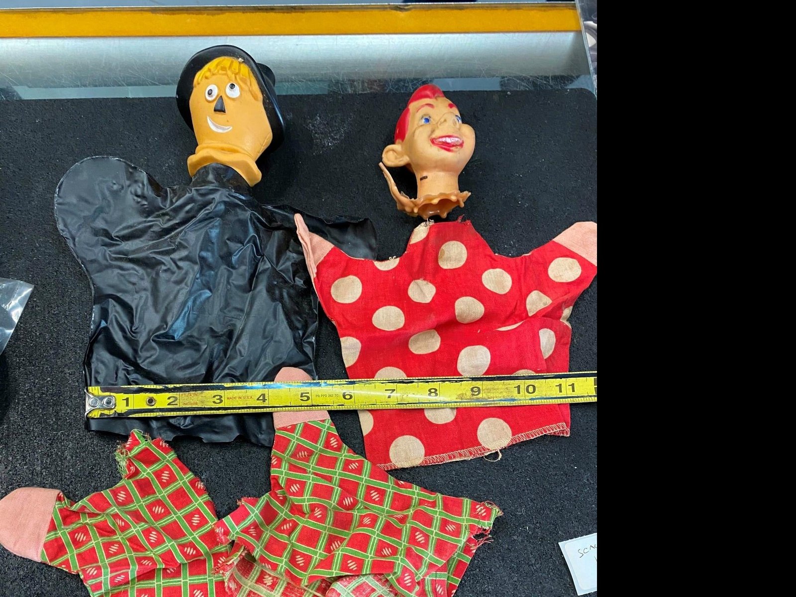 img5213_658844dc-e8b8-4a38-a18a-63b9faefb56b.jpg Lot 2 Hand puppets Wizard of OZ Scarecrow Howdy Doody Vintage Movie TV Character