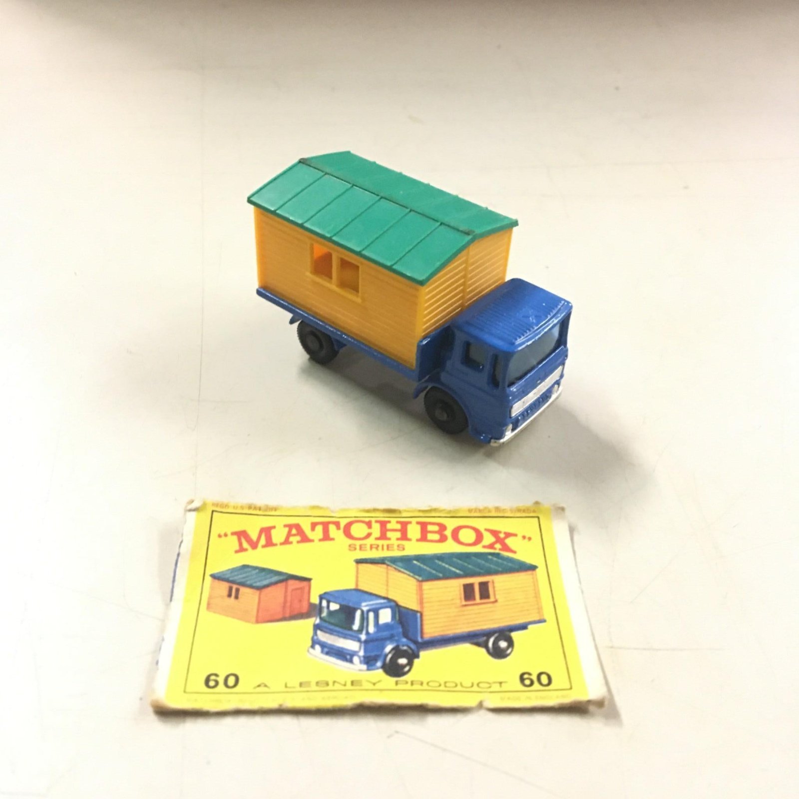 img5895_71c57563-9e94-4c1e-9371-3f818ccaba9a.jpg Vintage Mint Lesney Matchbox Toy Car Box #60 Site Office Truck Mac Peterbu Tract