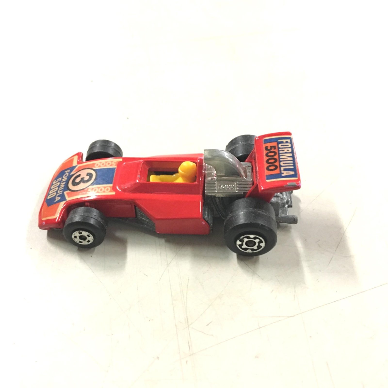 img6034_e08a5f4a-6a99-402e-8d38-aea83f49330c.jpg Matchbox Superfast No. 36 Red Formula 5000 Lesney 1975 toy car # 3 Made England