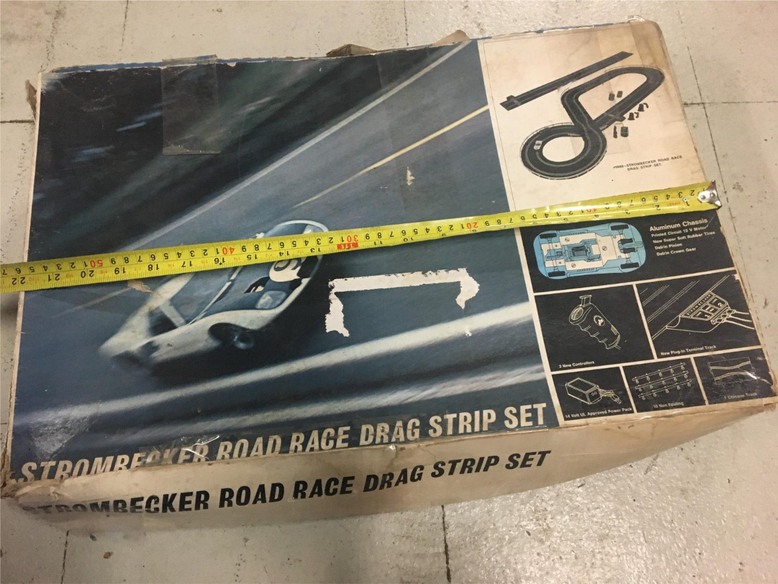 RARE Vtg 66" Strombecker slot car Road Race Drag Strip Set original box untested