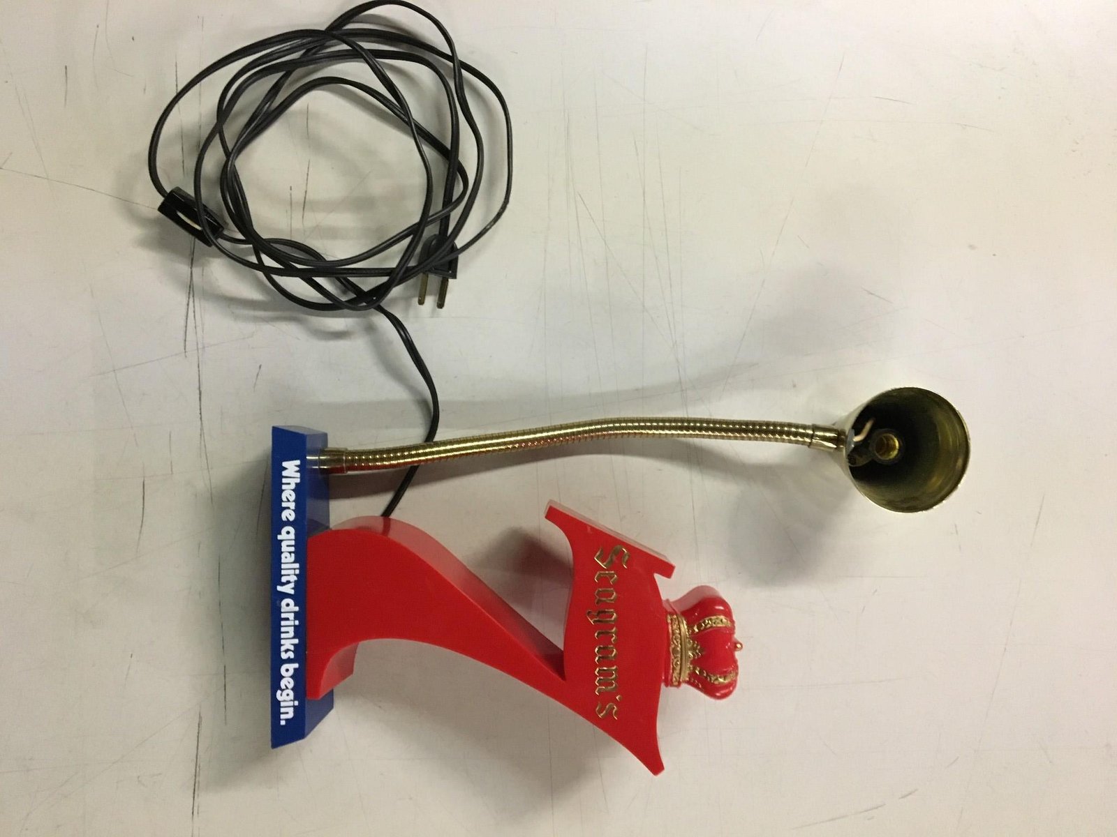 Seagram's 7 Crown Whiskey BAR Lighted SIGN Lamp Swizzle Stick Holder Man Cave