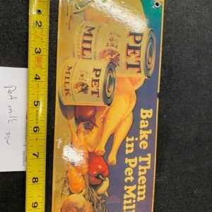10" Vtg PET MILK COW FARM DECOR GRAPHIC TIN METAL ADVERTISING SIGN Dairy Farm