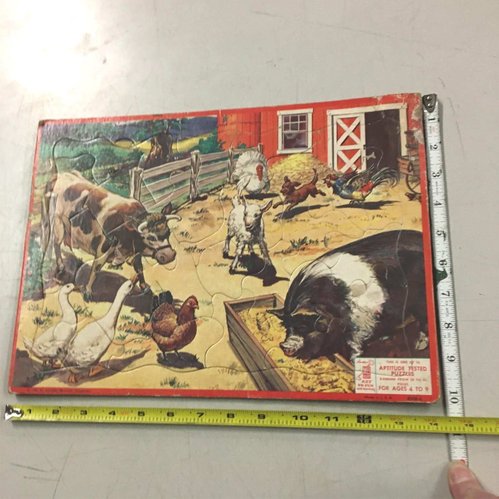 img9243_da248ef1-a016-4889-918f-3cd30eedaee6.jpg 2 1950s EE Fairchild Corp. 1 Milton Bradley Puzzles House Dog Barnyard toys game