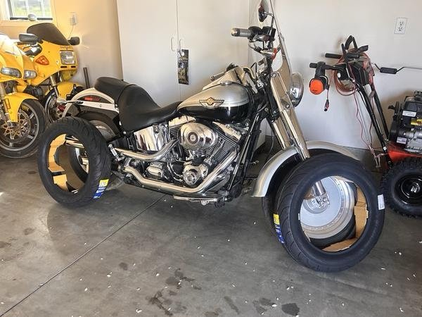 Michelin Commander II Tires