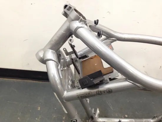 MAIN FRAME CHASSIS CLN READY TO GO 2004 HARLEY-DAVIDSON V-ROD VRSCB 1586