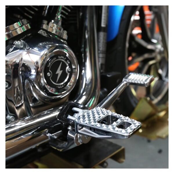Thrashin Supply P-54 Foot Pegs For Harley