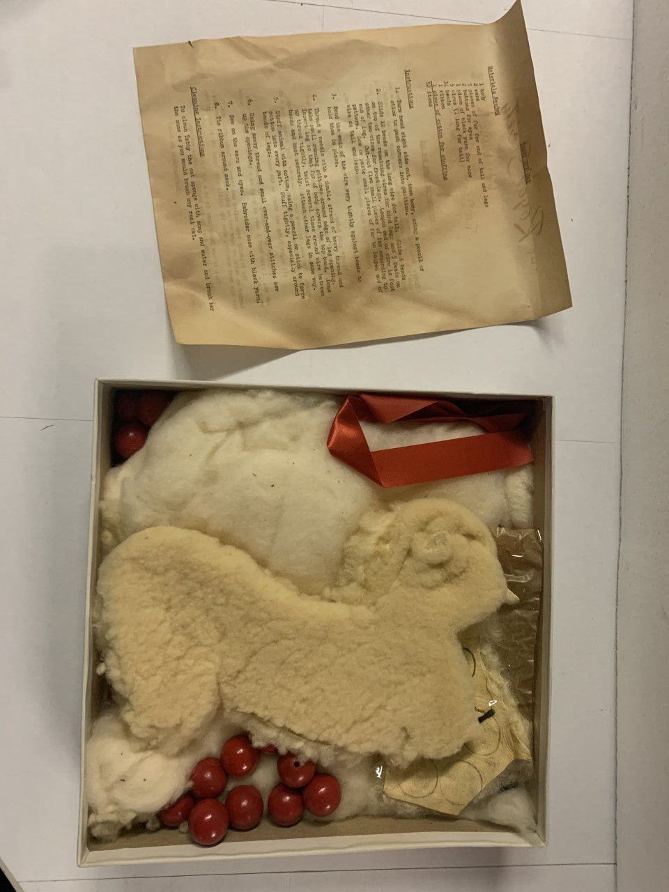 Royal Society Vintage Menagerie Tabby Cat Kit Arts & Crafts